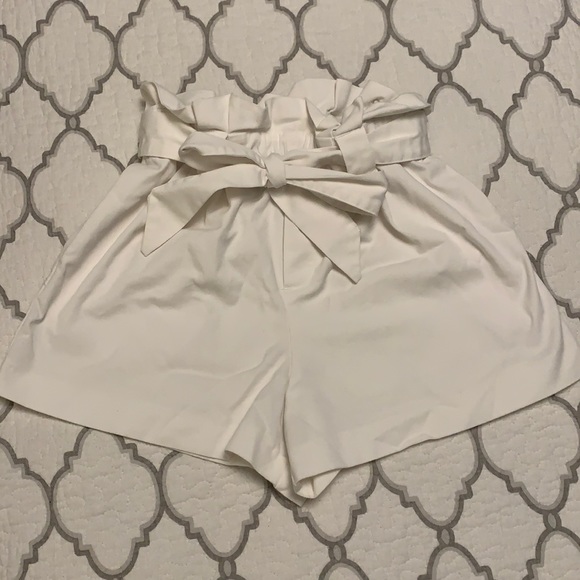 Zara Pants - Zara White Paper Bag Shorts